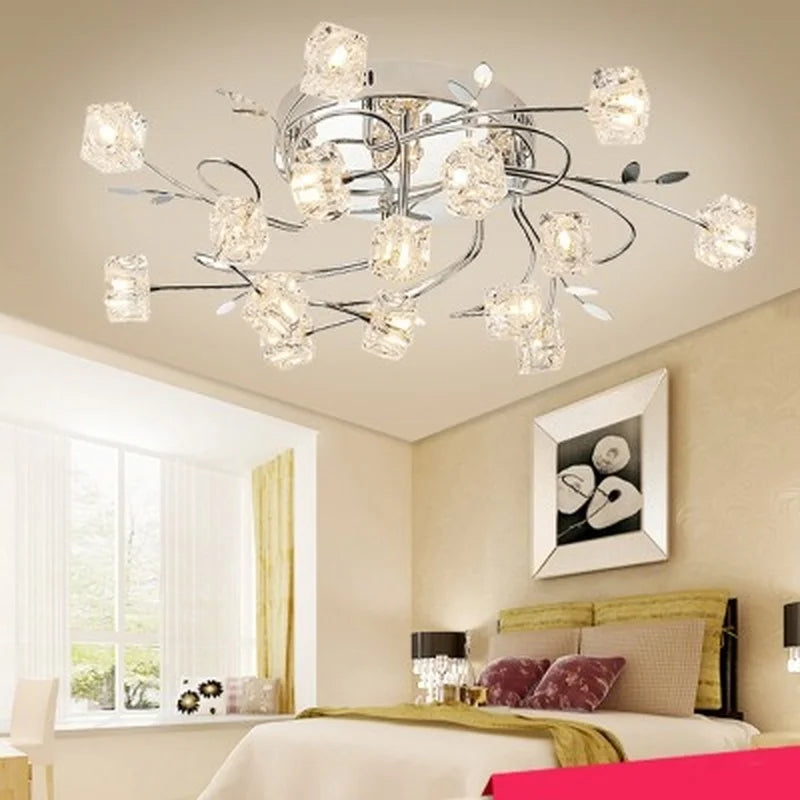 lustre moderne en métal chromé avec cristal et éclairage led