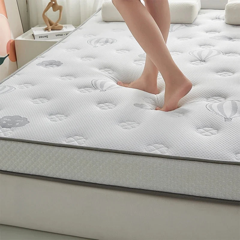 matelas en latex avec mousse mémoire pour sommeil confortable