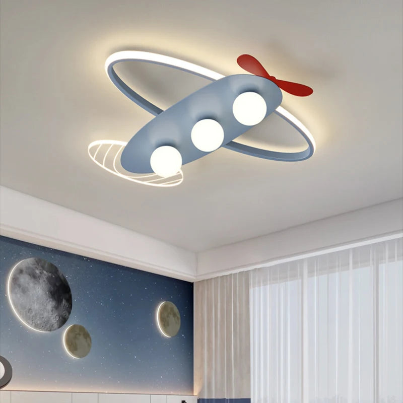 plafonnier lumineux avion moderne pour chambre d'enfants