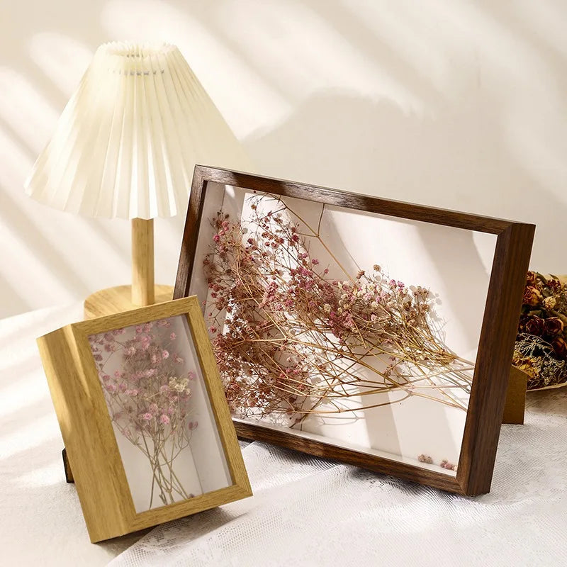 cadre photo flottant transparent avec fleurs séchées décoratif et artisanal