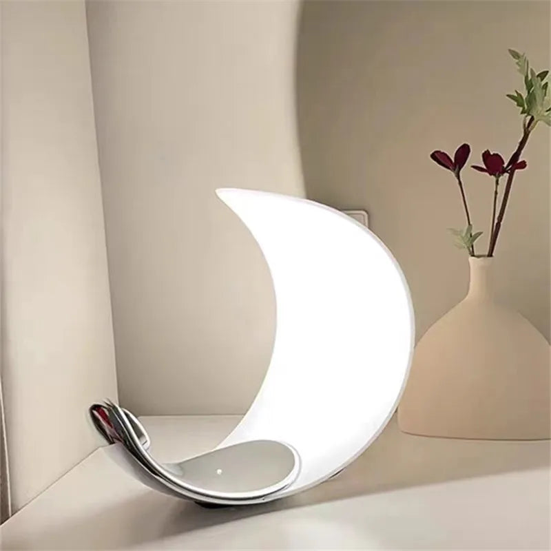 lampe de table chrome créative pour ambiance décorative