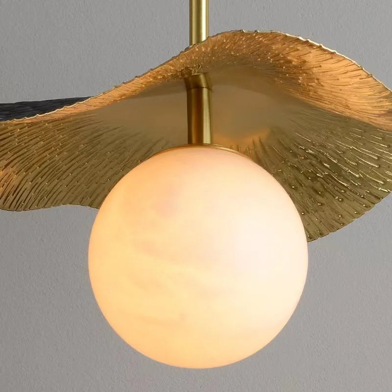 lustre en cuivre avec boule de marbre naturel