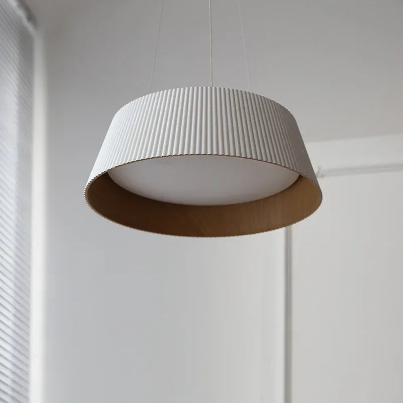 plafonnier led suspendu au design minimaliste élégant et décoratif