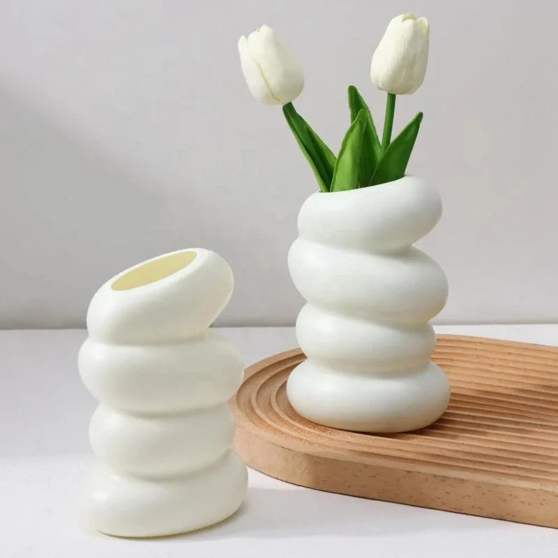 vase en spirale en plastique pour décoration créative de fleurs