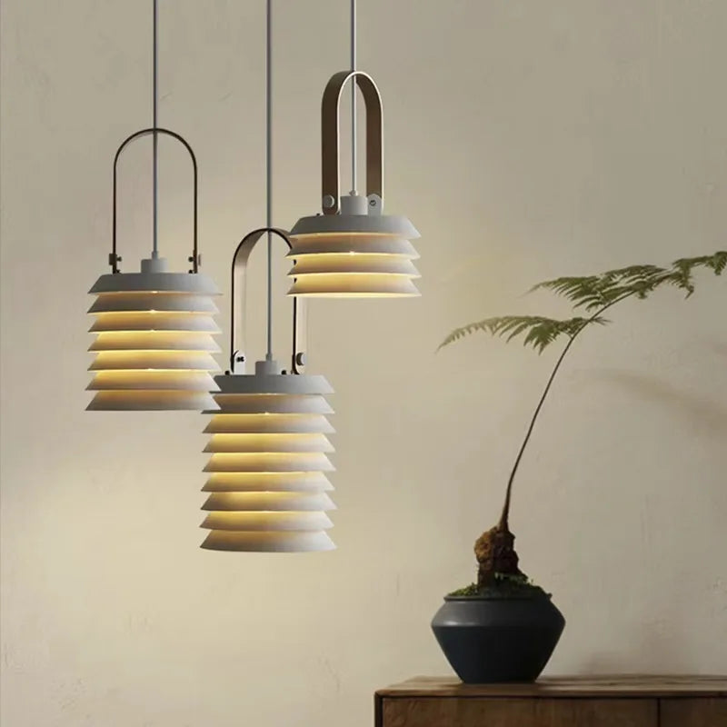 lustre nordique minimaliste design pour intérieur élégant