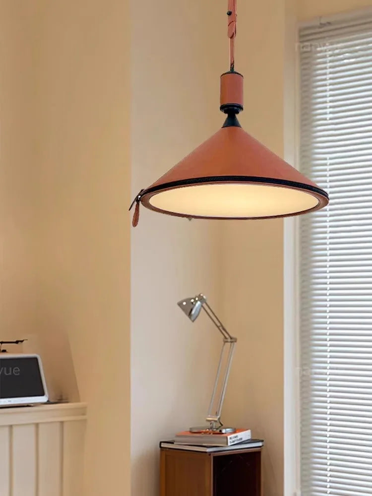 lustre led moderne avec ceinture en cuir décoration intérieure élégante