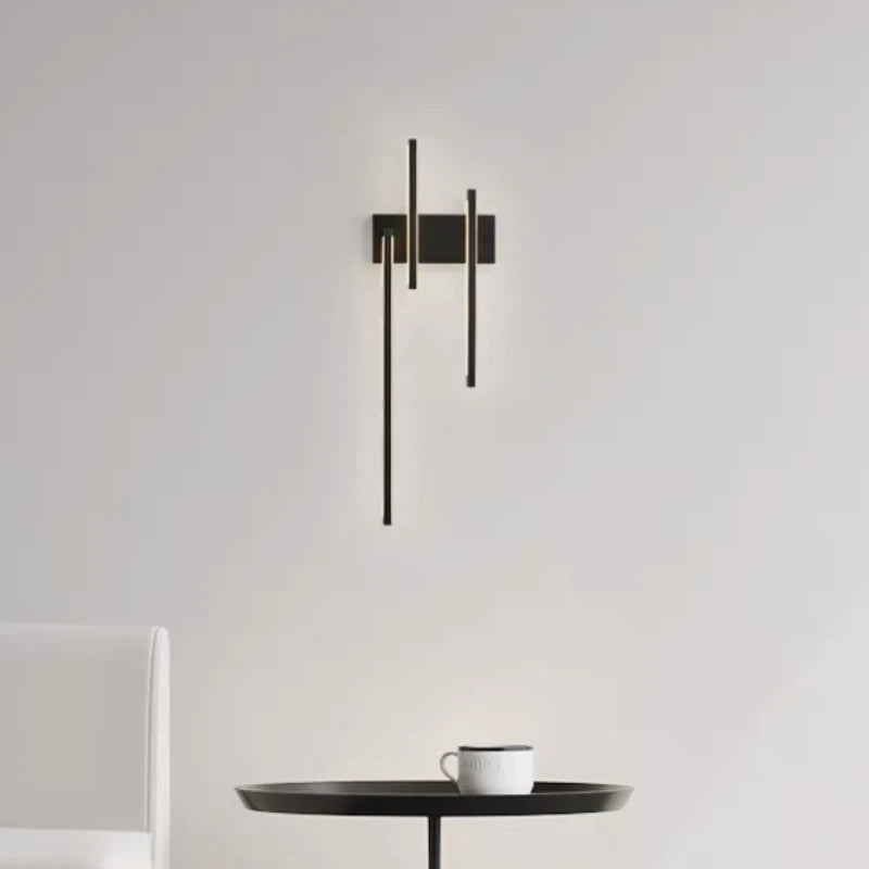 applique murale en cuivre avec lumière minimaliste design élégant pour intérieur