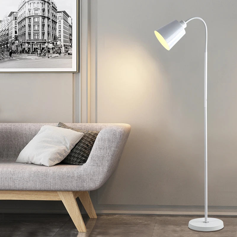 lampadaire moderne simple design pour décoration intérieure