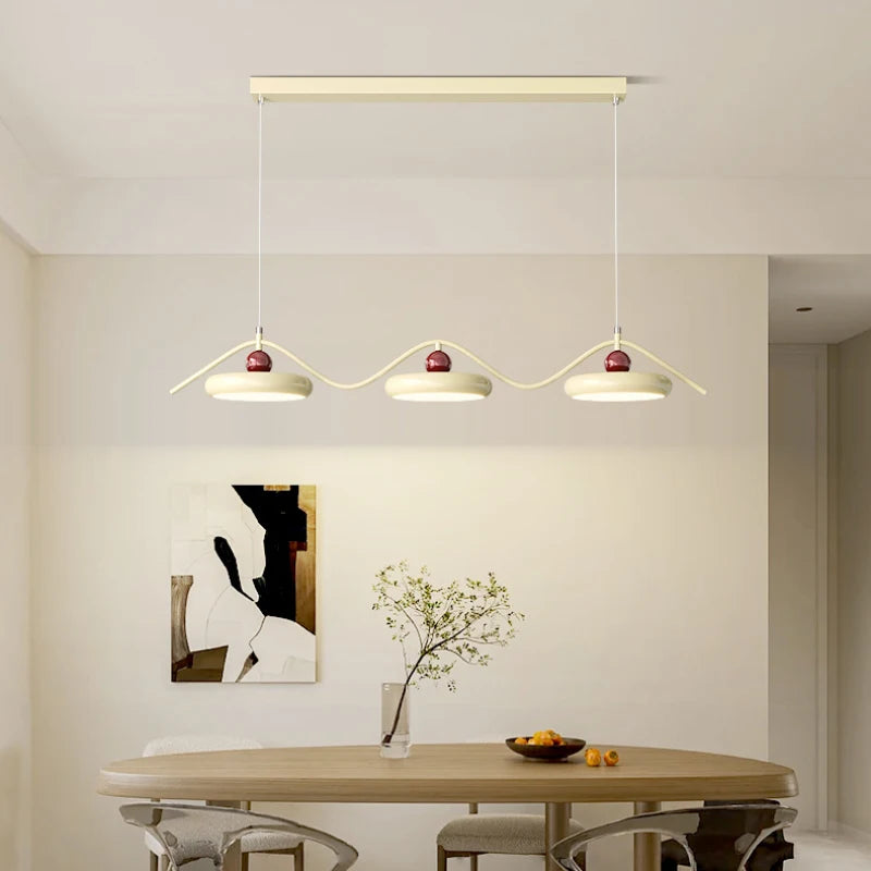 lustre moderne à suspension pour un éclairage intérieur élégant