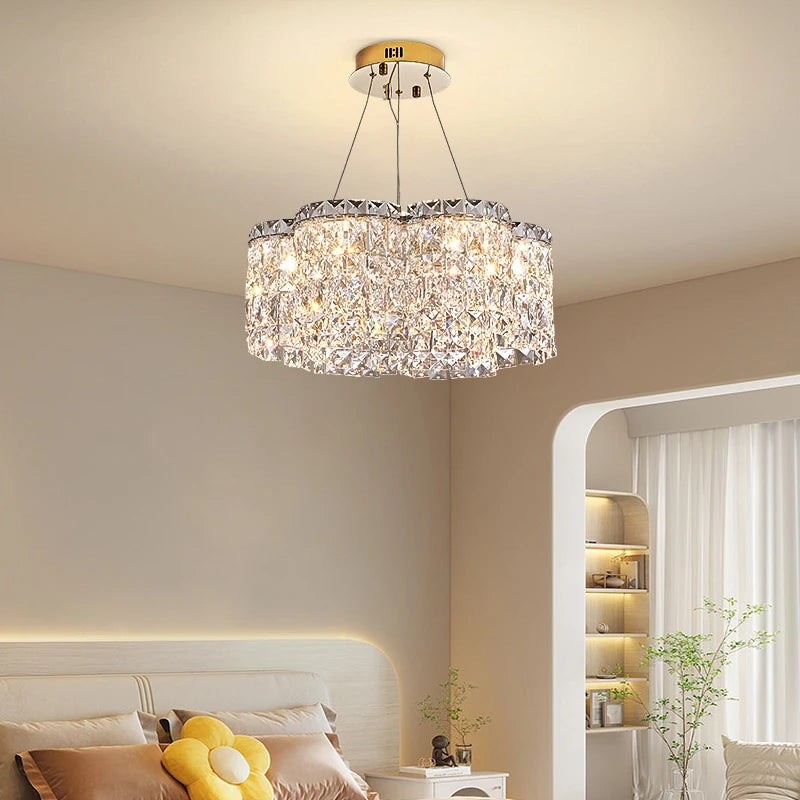 lustre moderne en cristal pour un éclairage élégant intérieur