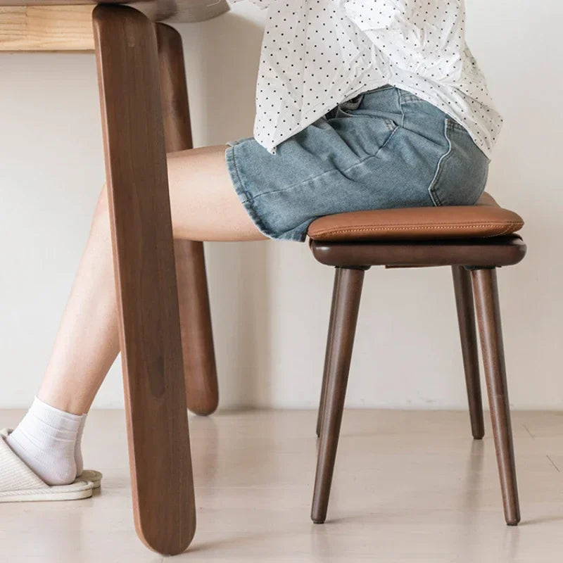 tabouret à langer nordique en bois massif multifonctionnel et rembourré