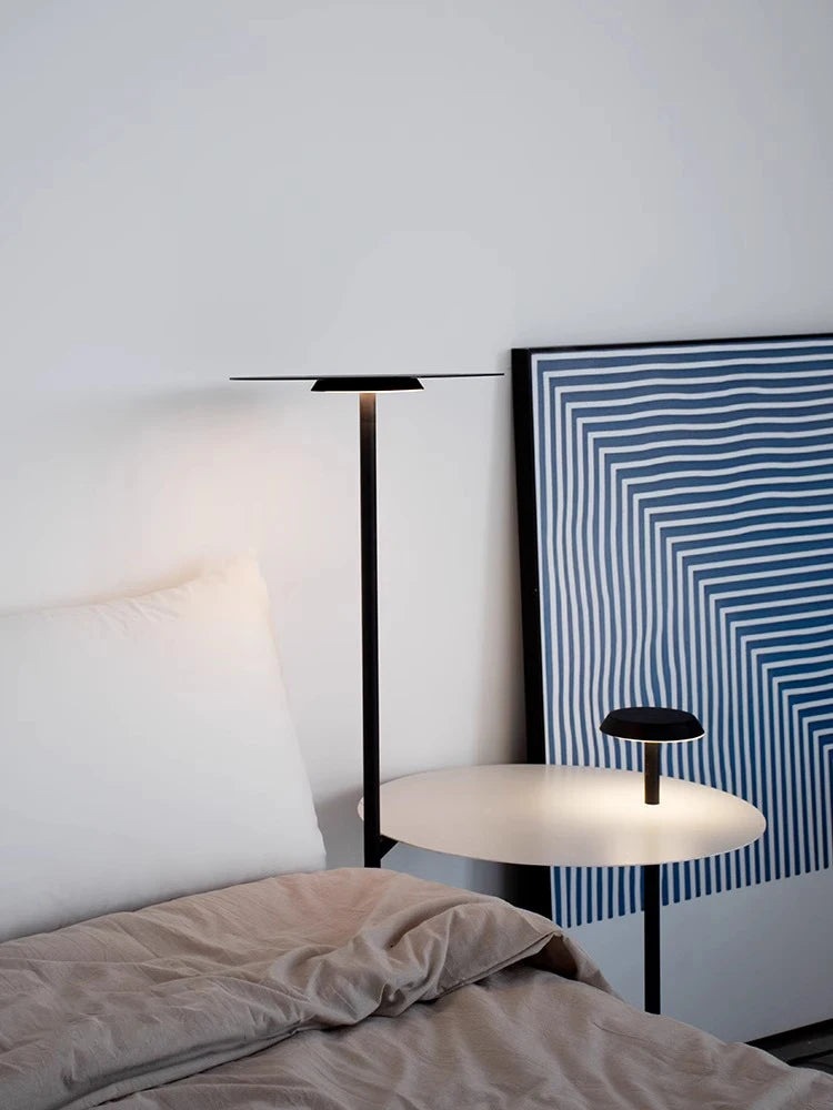 lampe de bureau design nordique en acrylique minimaliste