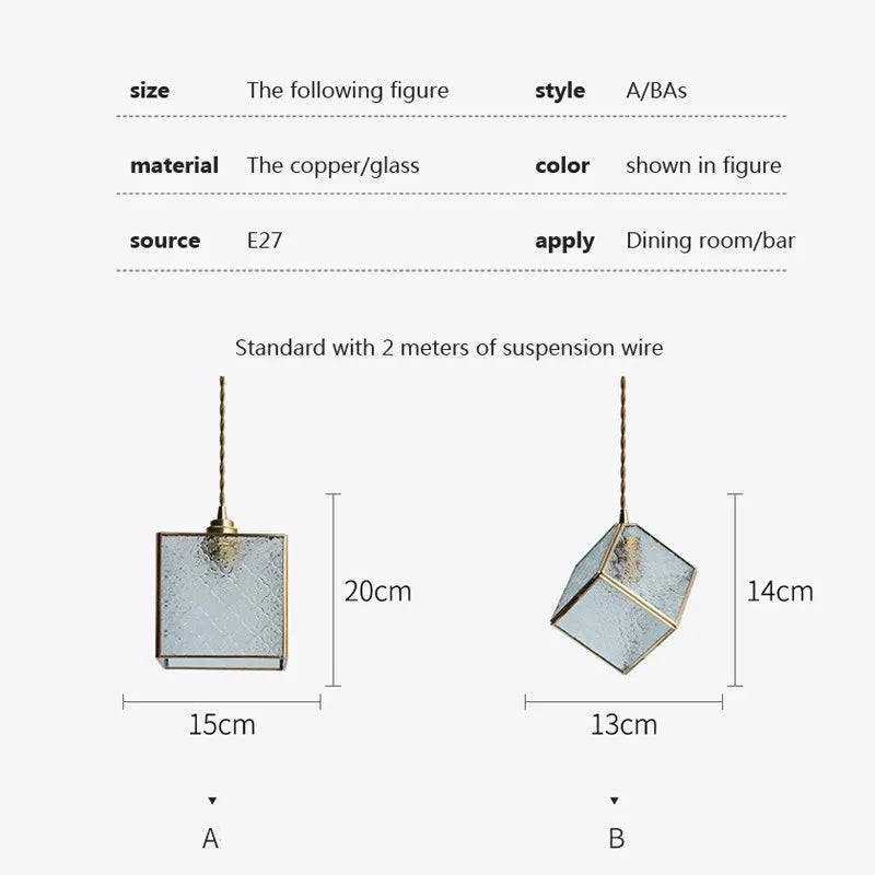 Suspension en verre transparent à motif géométrique