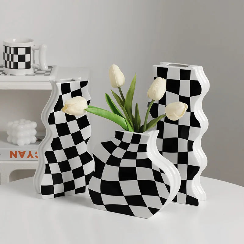 vase en céramique damier pour fleurs séchées décoration élégante