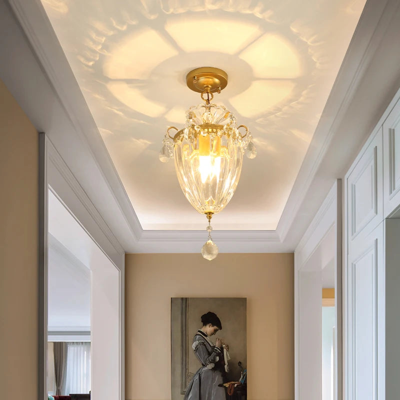 lustre moderne en cristal doré pour intérieur lumineux