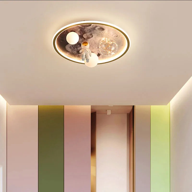 Plafonnier LED moderne pour une décoration intérieure élégante