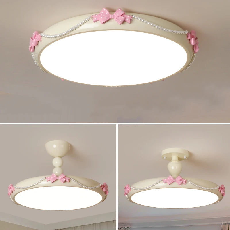 plafonnier romantique pour chambre de princesse en perles