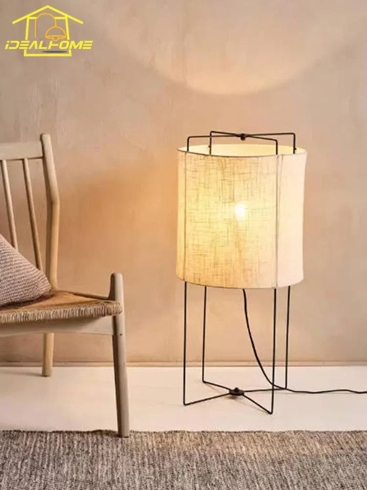 lampe de sol design minimaliste japonais wabi-sabi en tissu pour intérieur