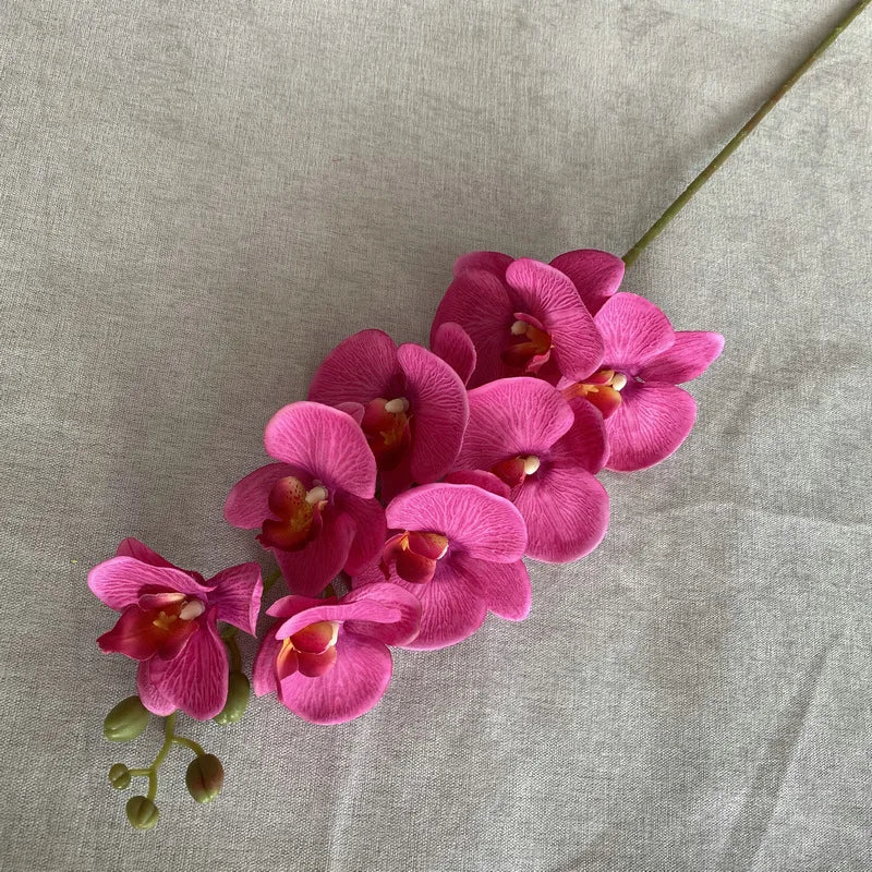 arrangement de fleurs artificielles en velours pour décoration élégante