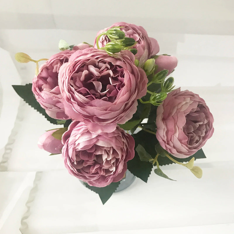 bouquet de pivoines artificielles pour décoration de mariage intérieur