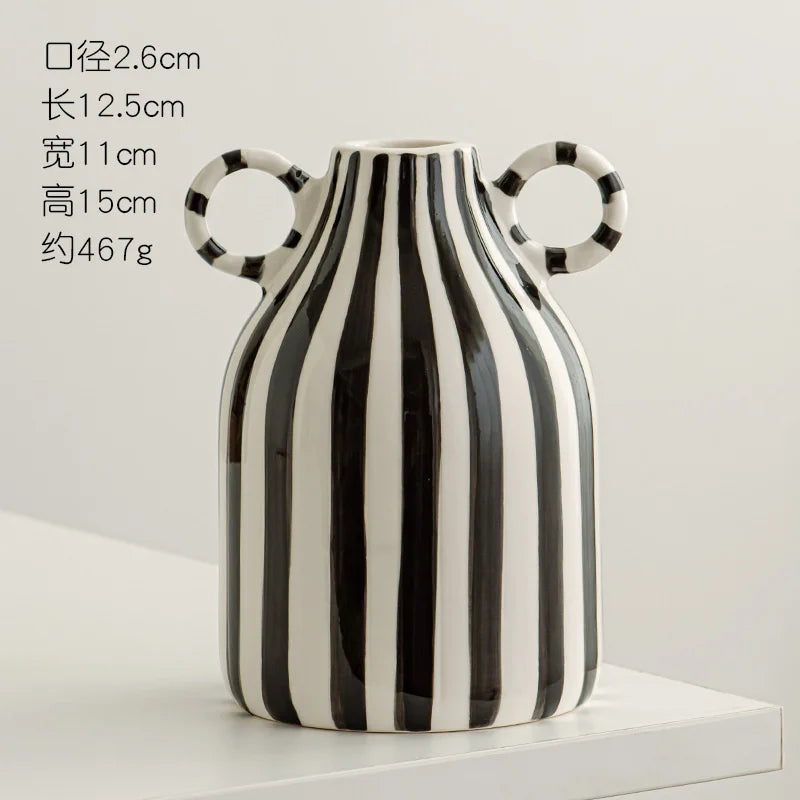 vase en céramique peint à la main avec oreilles décoratif amusant