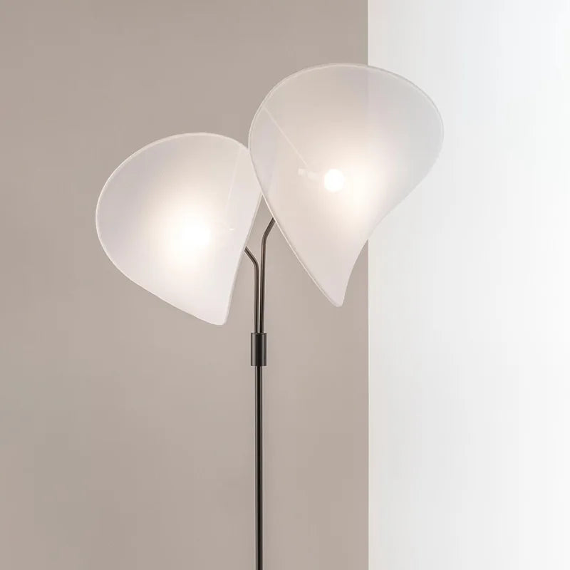 lampadaire design nordique pour décoration intérieure moderne