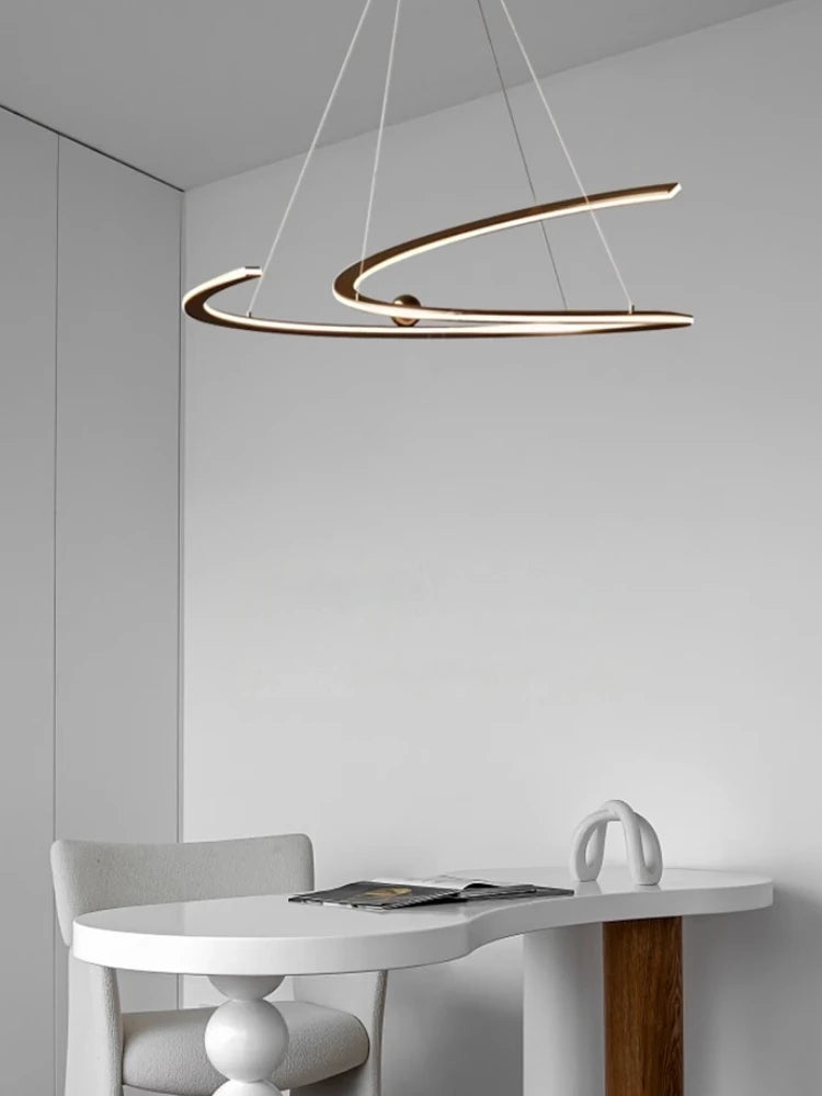 suspension minimaliste italienne à ligne irrégulière pour intérieur moderne