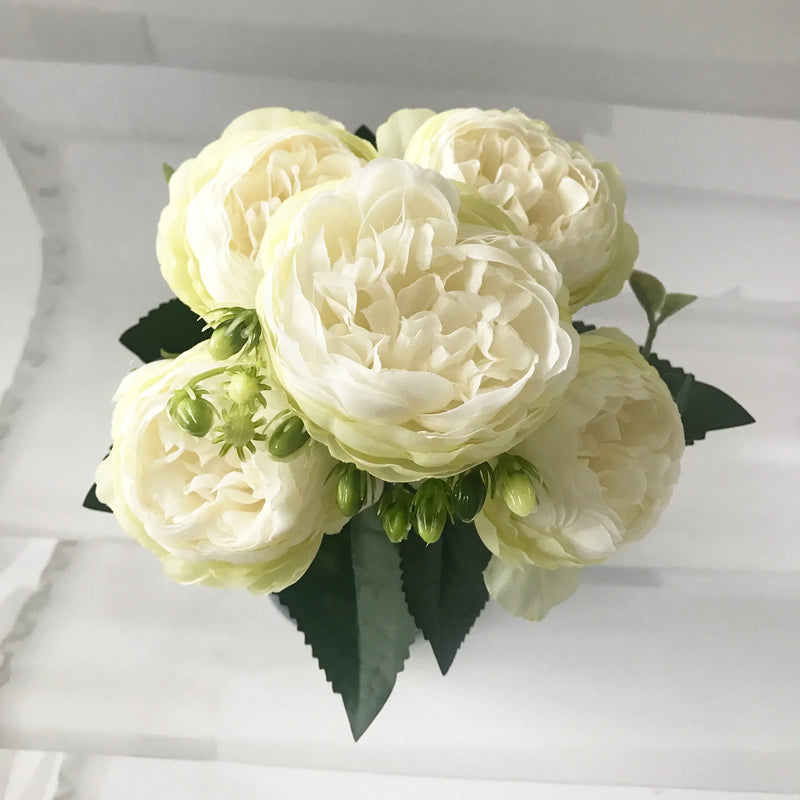 bouquet de pivoines artificielles pour décoration de mariage intérieur