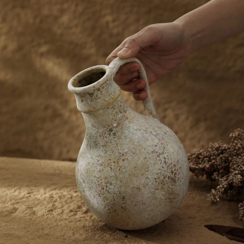 vases en céramique rétro et nostalgiques pour décoration intérieure