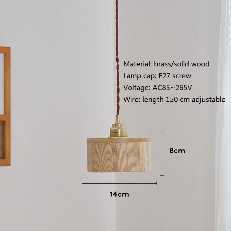 suspension en bois moderne nordique avec luminaire en laiton