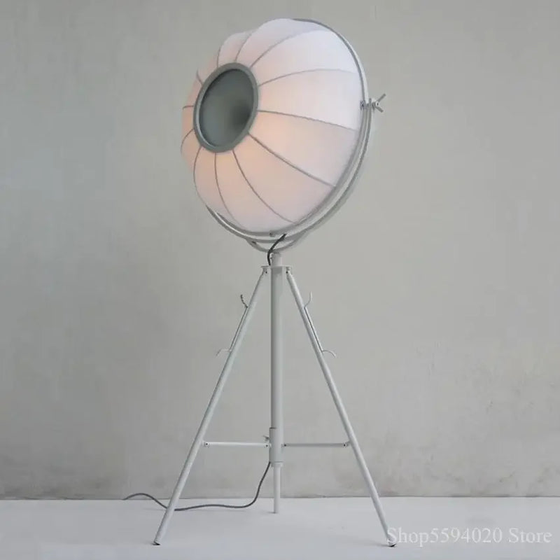 lampadaire led moderne style loft pour décoration intérieure