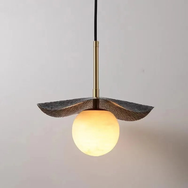 lustre en cuivre avec boule de marbre naturel