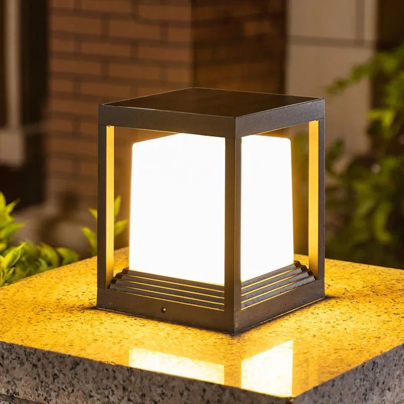 lampe de jardin solaire avec intensité variable et télécommande