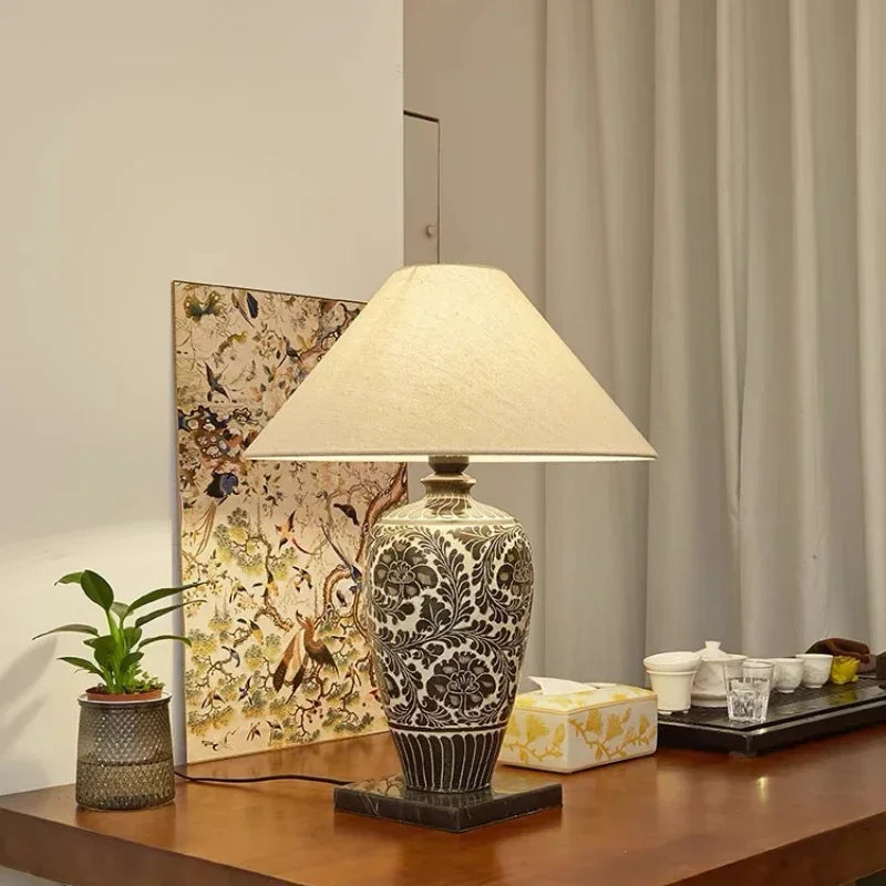 lampe de bureau rétro chinoise en céramique avec abat-jour en tissu