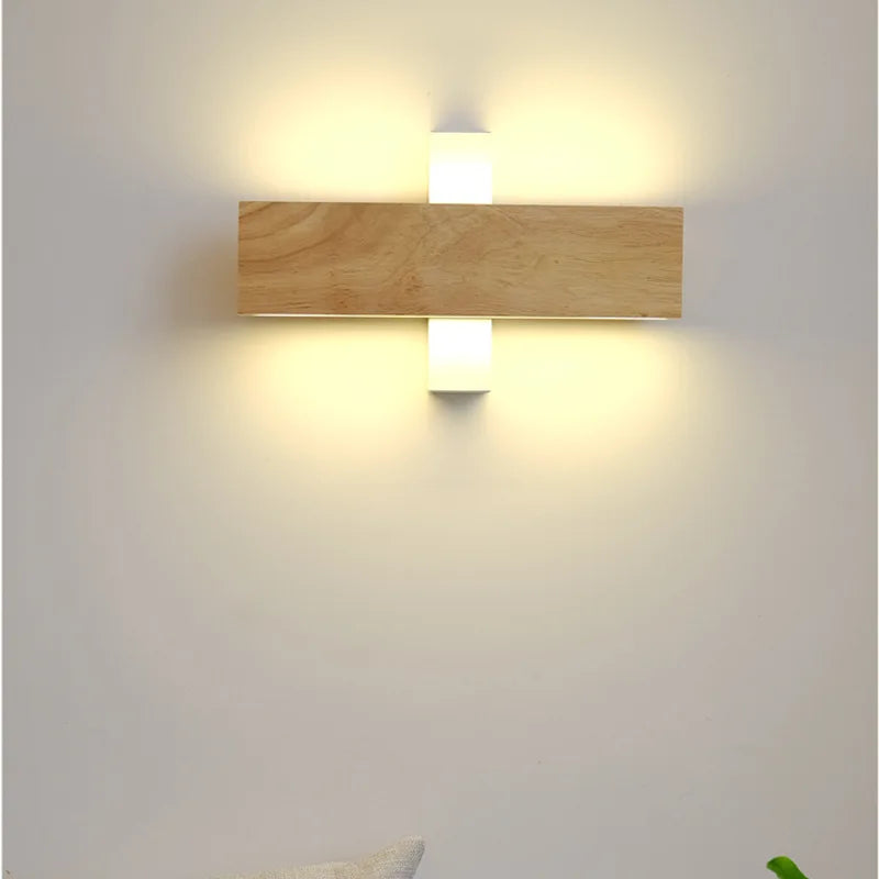 Applique murale LED rotative en bois