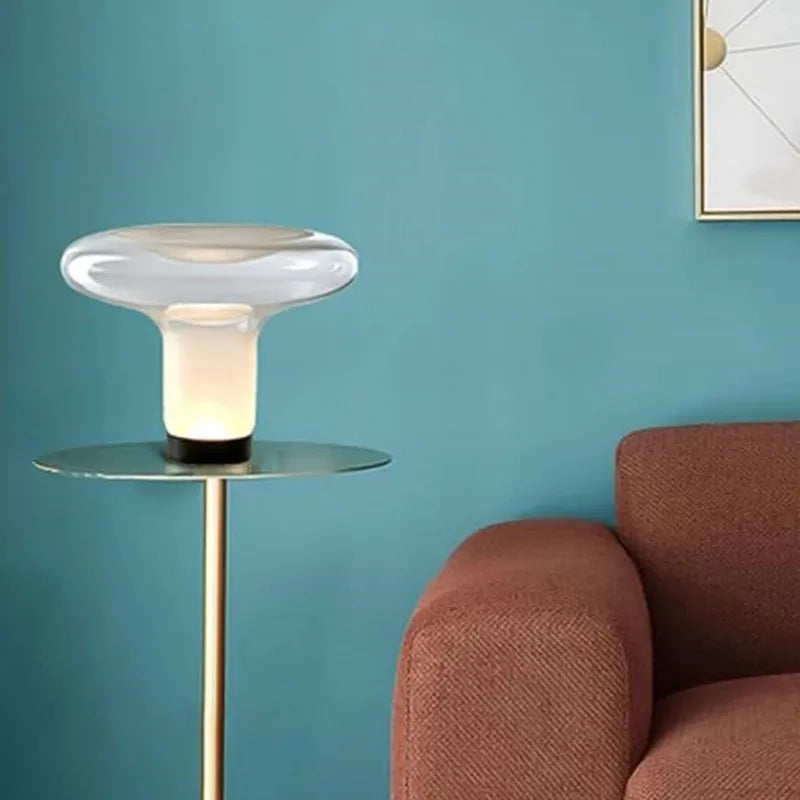 lampe à poser moderne en verre design champignon pour intérieur