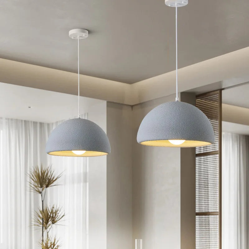 lampe suspendue style wabi-sabi en ciment pour studio ou restaurant