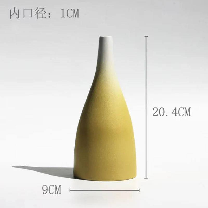 vase moderne en céramique pour décoration originale de votre intérieur