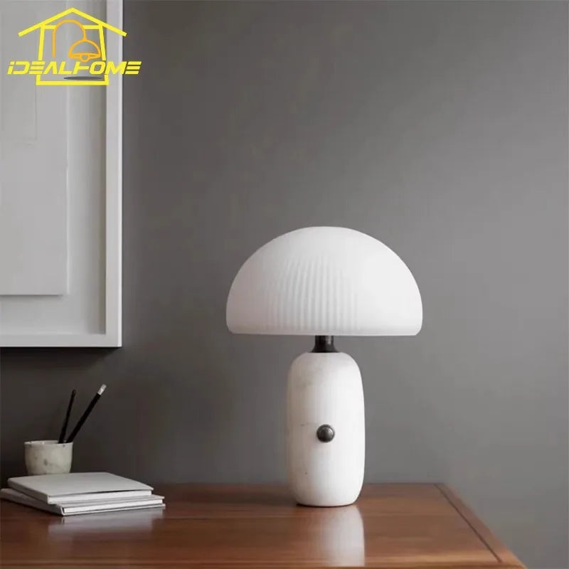 lampe de bureau en marbre design minimaliste avec éclairage led