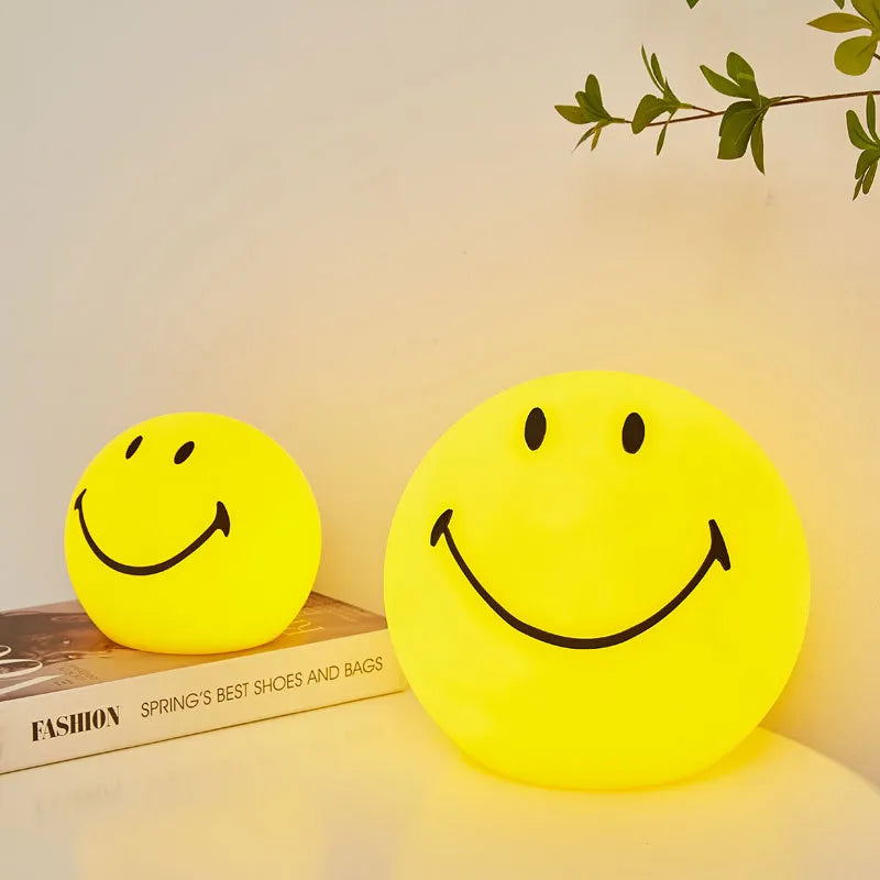 Simple sourire visage Led veilleuses USB Rechargeable PE lampe de nuit chambre d'enfants Protection des yeux chambre chevet décor lampe de bureau