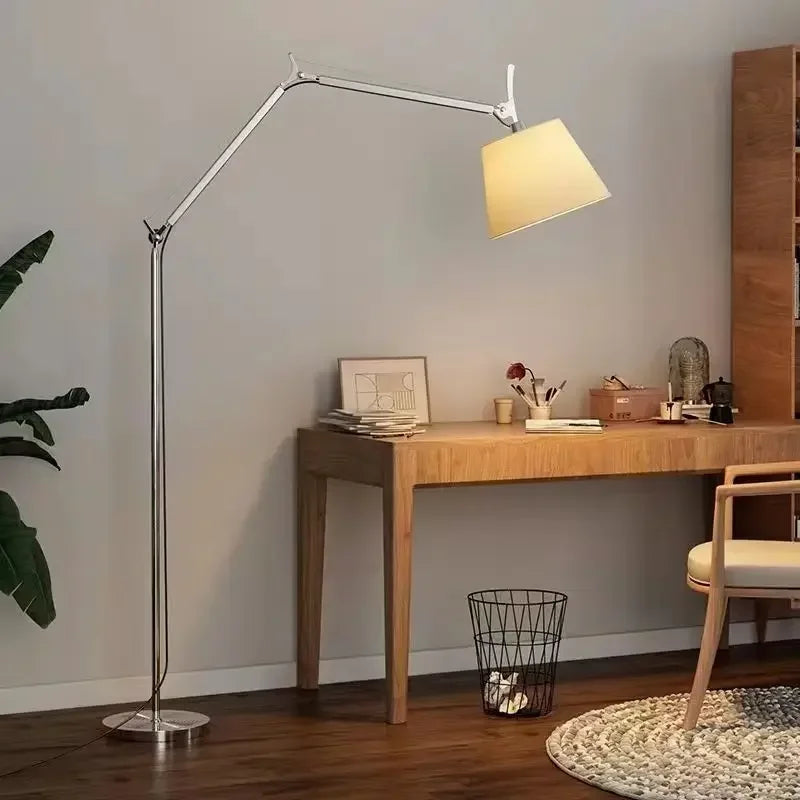 lampe de sol italienne réglable pour lecture et détente