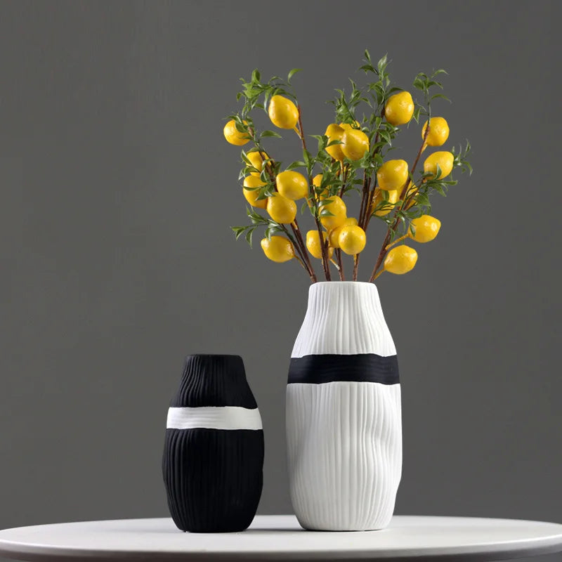 vase en céramique à rayures pour fleurs séchées décoratif