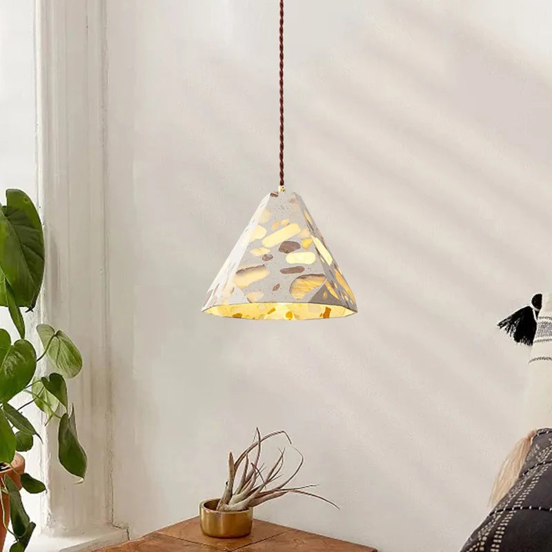 Industrial Style Concrete Pendant Light Fixture, Eco-friendly chandeliers are suitable for bedside, restaurant, café, etc