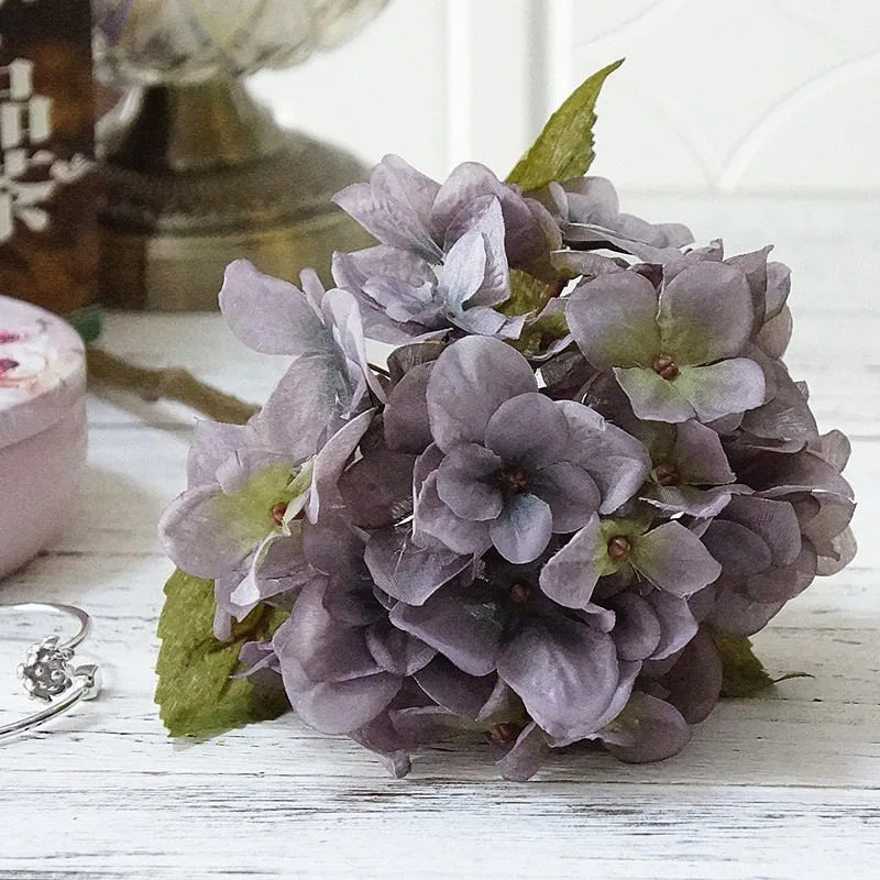 bouquet d'hortensias en soie pour décoration intérieure et mariage