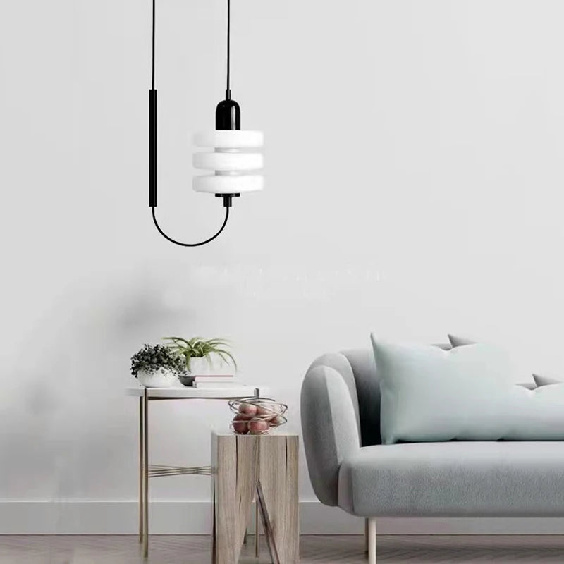 suspension scandinave en verre design minimaliste pour éclairage intérieur