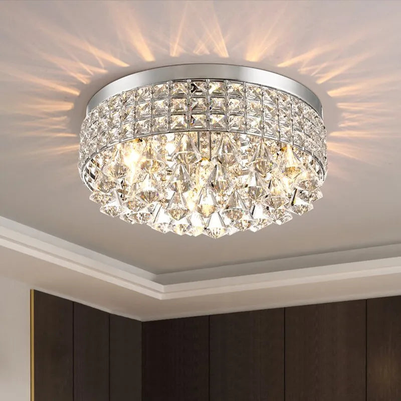 plafonnier en cristal design moderne pour intérieur élégant