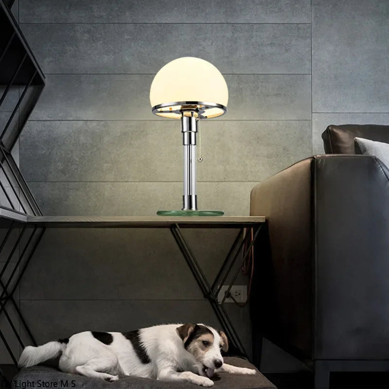 lampe de bureau led design nordique en verre et acier inoxydable