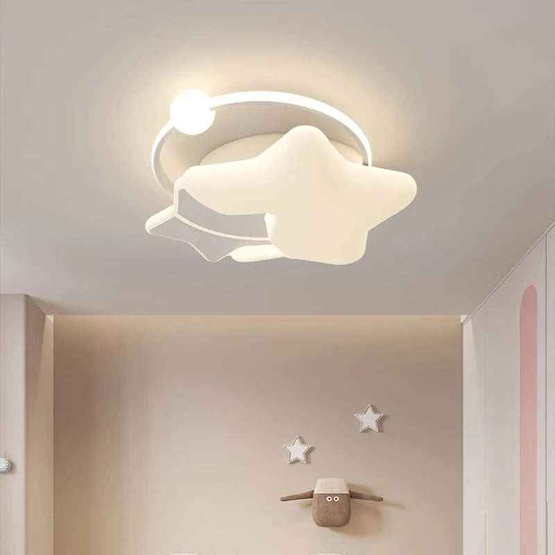 plafonnier moderne étoilé pour chambre d'enfant chaleureuse et romantique