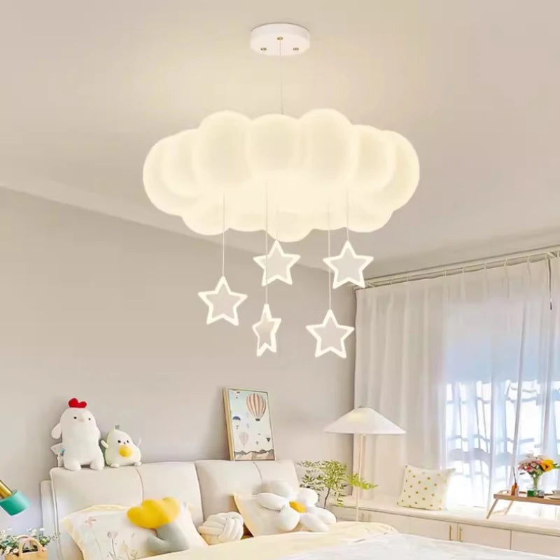 lustre moderne nuages romantique pour chambre enfant décoration intérieur