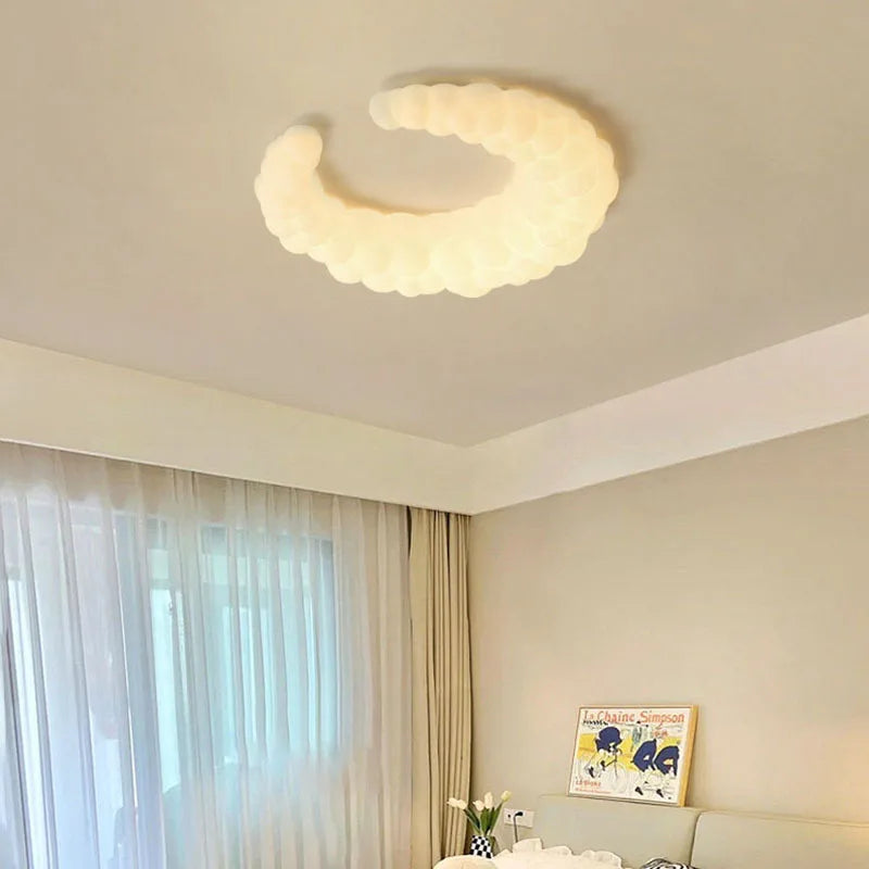 lustre lune design nuage pour décoration intérieure enfant